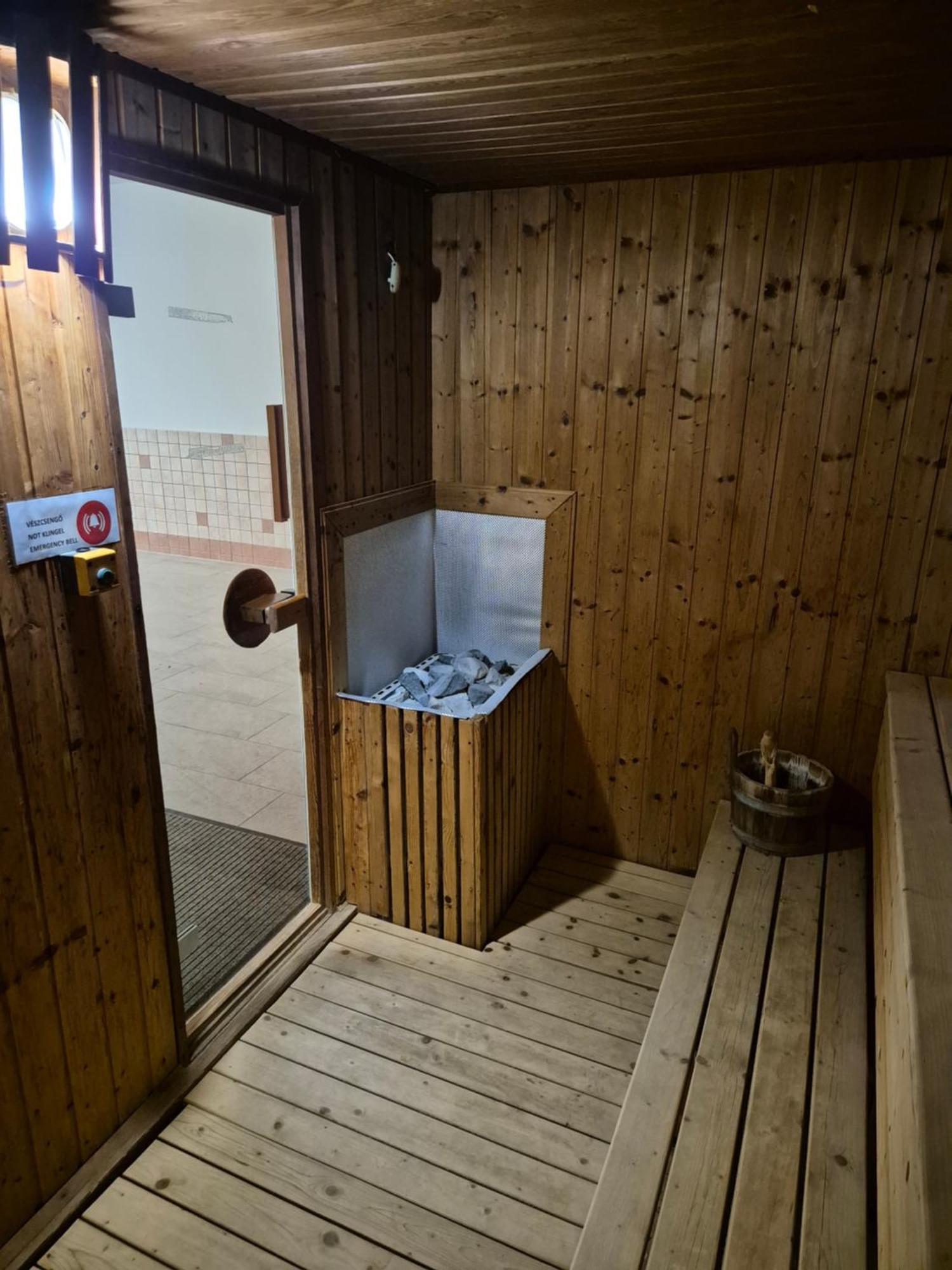Manna Wellness Zalakaros Apartment Bagian luar foto